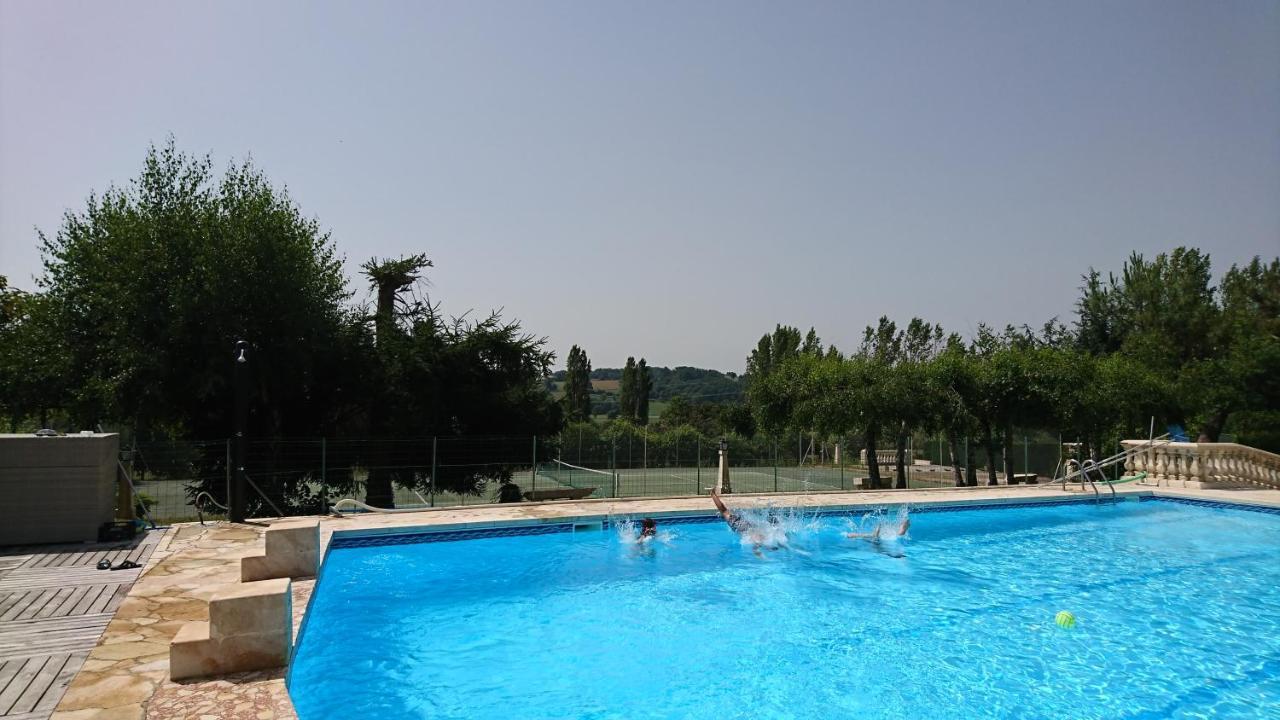 Hotel Paradise Challets And Camping Sarrecave Exterior foto