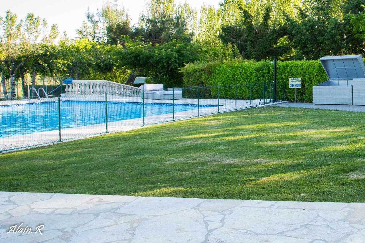 Hotel Paradise Challets And Camping Sarrecave Exterior foto