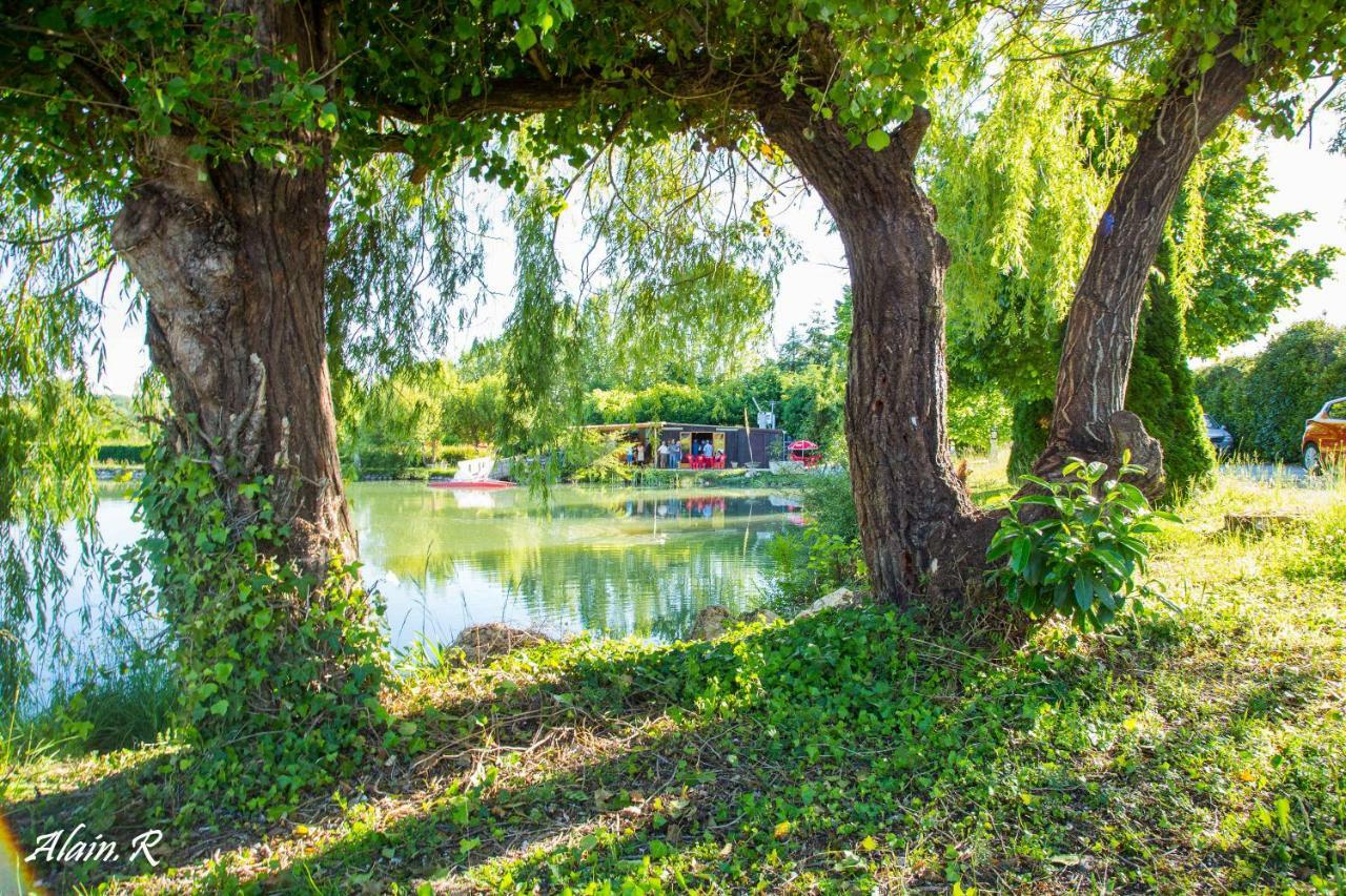 Hotel Paradise Challets And Camping Sarrecave Exterior foto