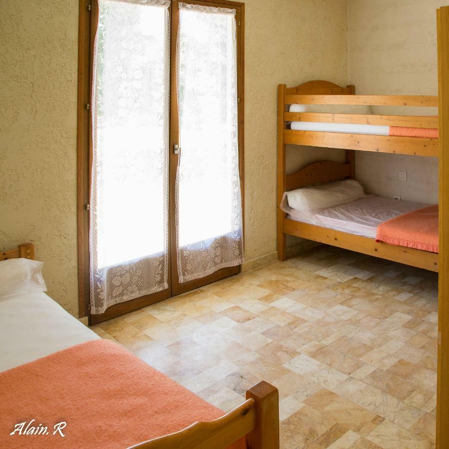 Hotel Paradise Challets And Camping Sarrecave Exterior foto