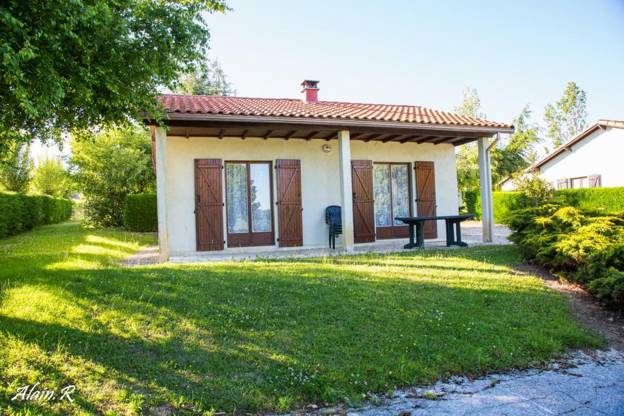 Hotel Paradise Challets And Camping Sarrecave Exterior foto