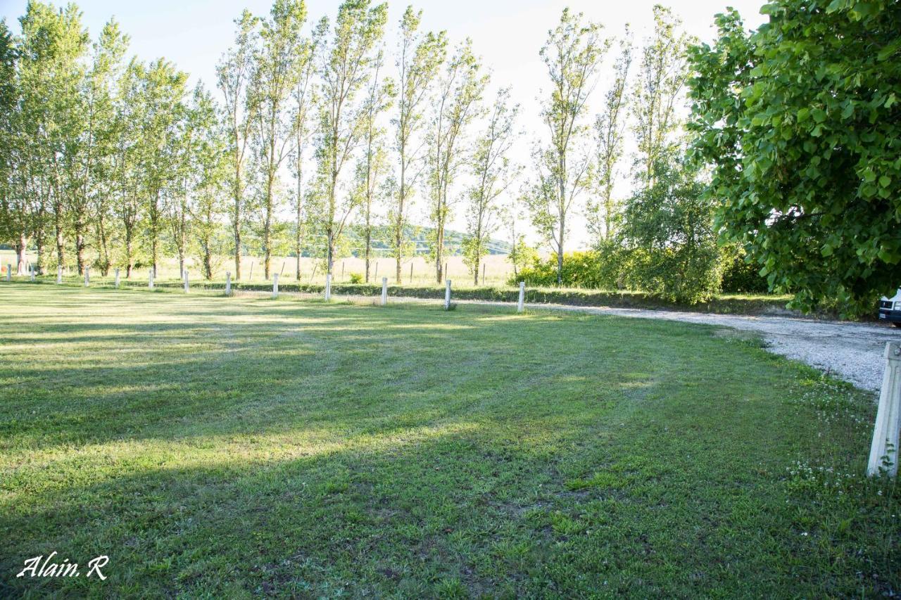 Hotel Paradise Challets And Camping Sarrecave Exterior foto